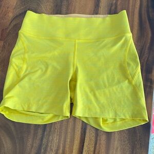 Outdoor Voices Shorts sz Sm